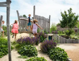 RS1561 Kruiptunnel met brug 1