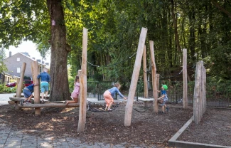RS4106 Balanceerstructuur met fijnmazig chillnet 1