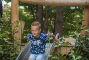 RS1511 200 Heuvelglijbaan met bordes