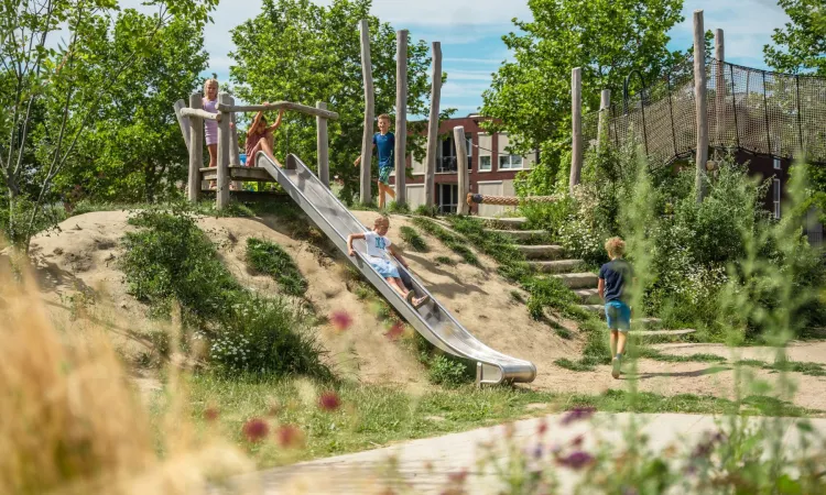 Schoolplein Brede School Tholen 8